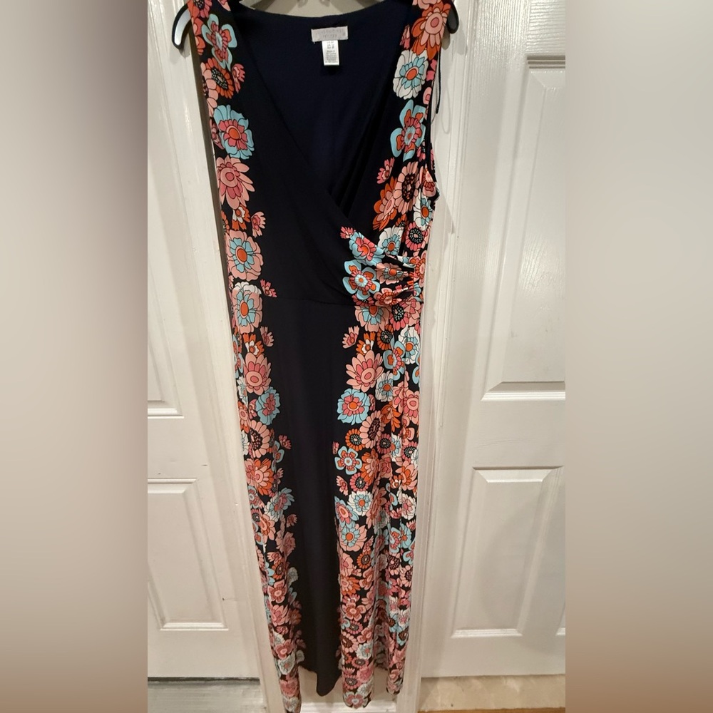 London Times  Floral Maxi Dress